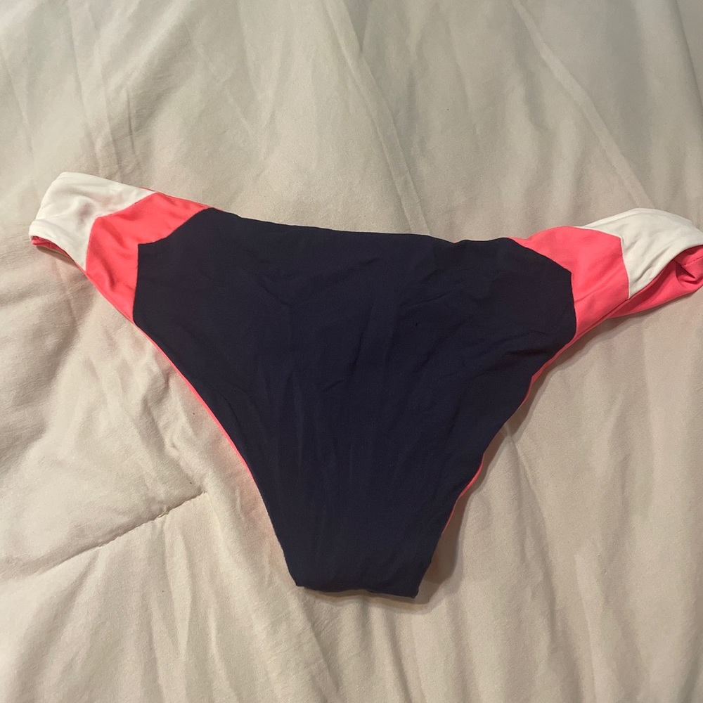 L*space bikini - Picture 3 of 3